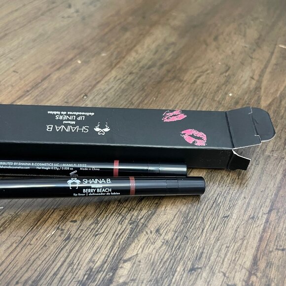 Shaina B Miami 2 New Lip Liners - Picture 7 of 7